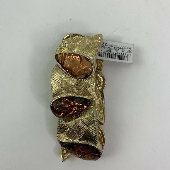 Dressbarn Textured Gold Tone Faceted Bracelet New - Picture 4 of 7